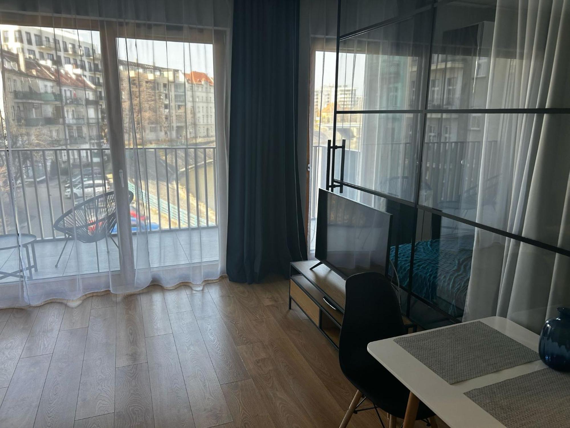 Luksusowy Apartament Z Parkingiem I Klimatyzacja W Samym Centrum Wroclawia Kültér fotó